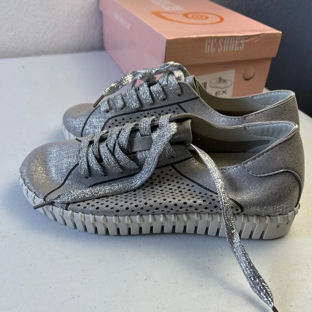 GC‎ Shoes Lex Shiny Silver Size 6  Sneaker Athletic Shoe